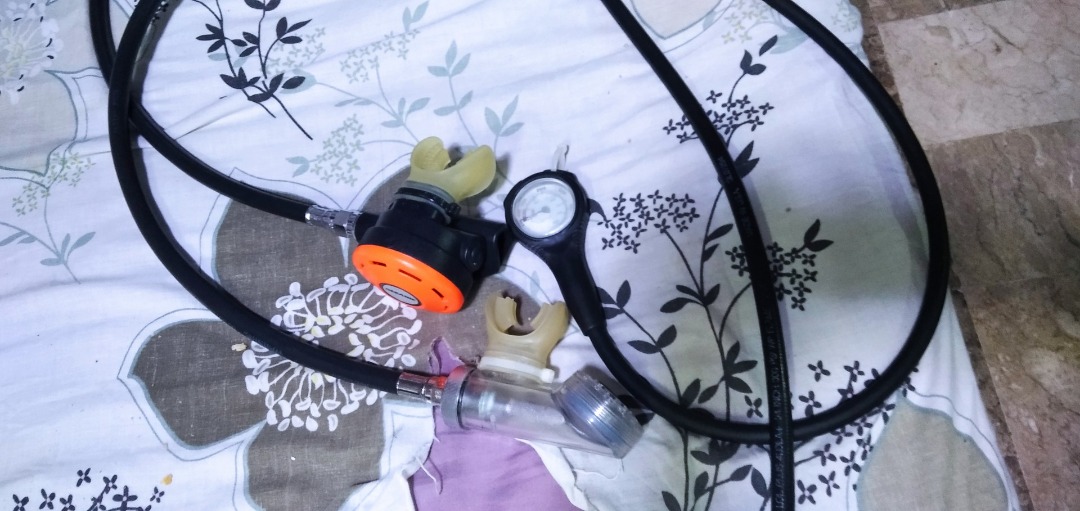 Scuba Dive Regulator complete Oceanic Omega with mini spg gauge octo