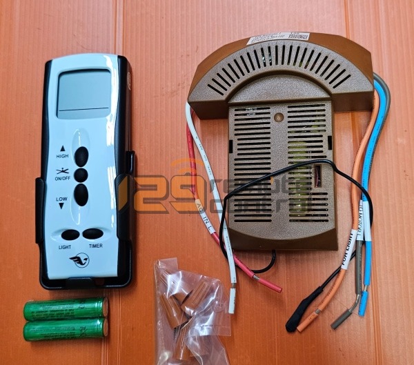 (SG Local Retail Shop) Amasco/AirWing Ceiling Fan Receiver and Remote