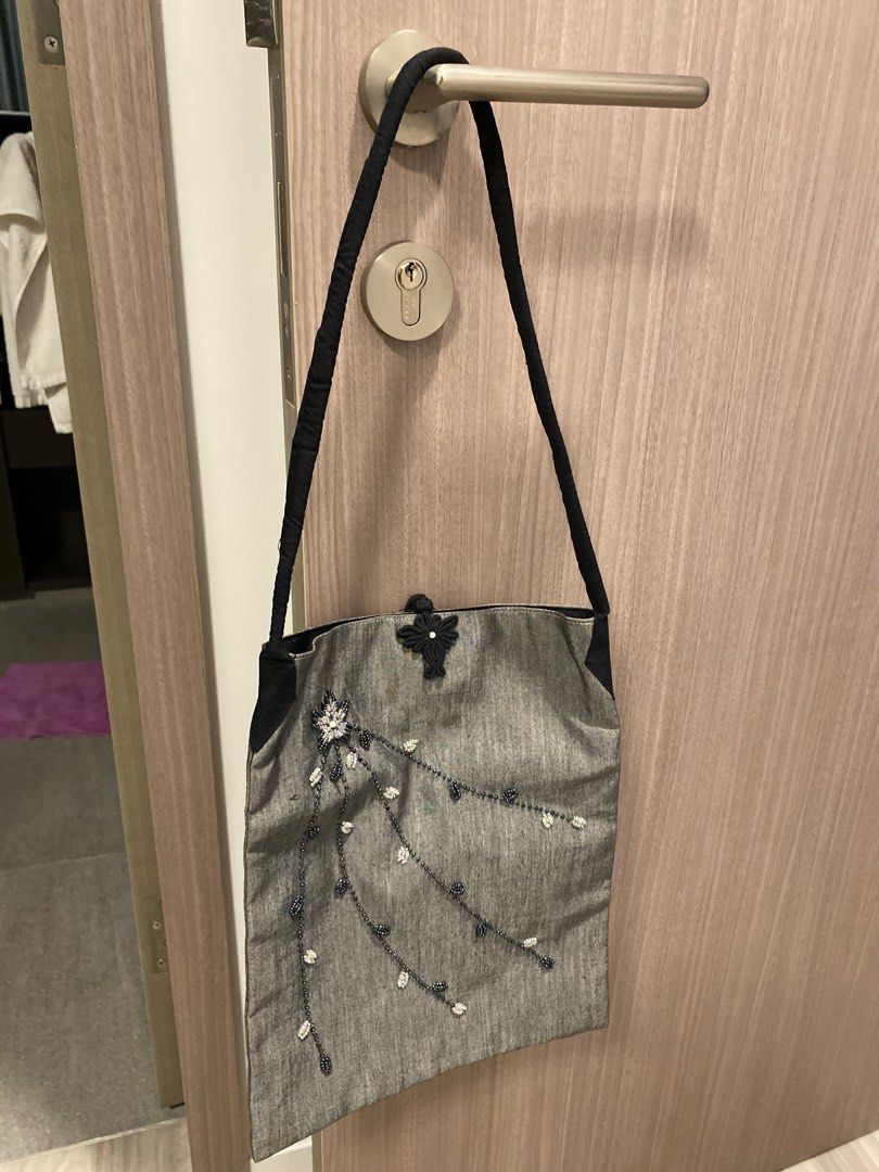 Purse made of cloth hotsell