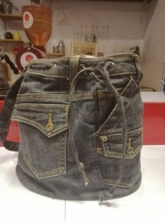 Sling bag bahan jeans