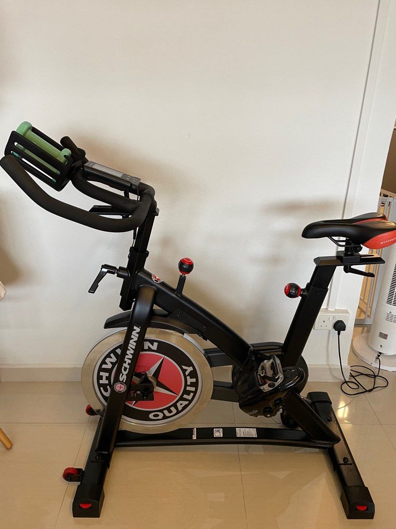 Schwinn store ic7 review