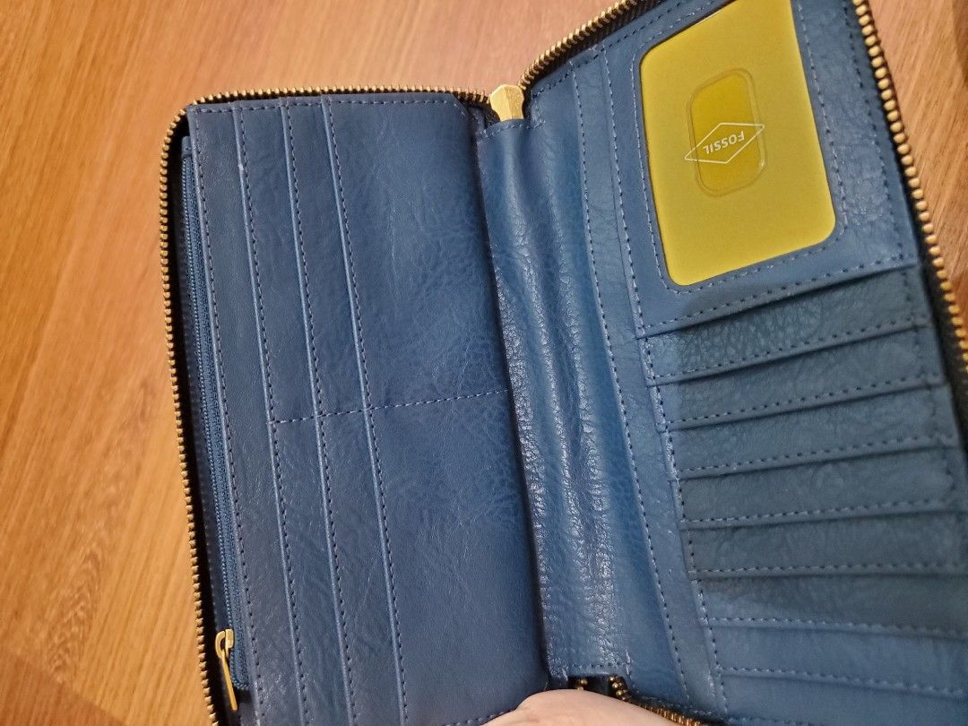 Fossil liza zip around wallet clearance
