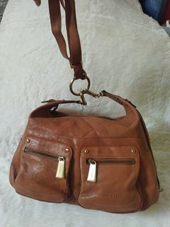 (Kategori: ) berada di . Dikirim oleh sha_numpreloved (ID iklan 1266127776, Gambar 1). Deskripsi: .