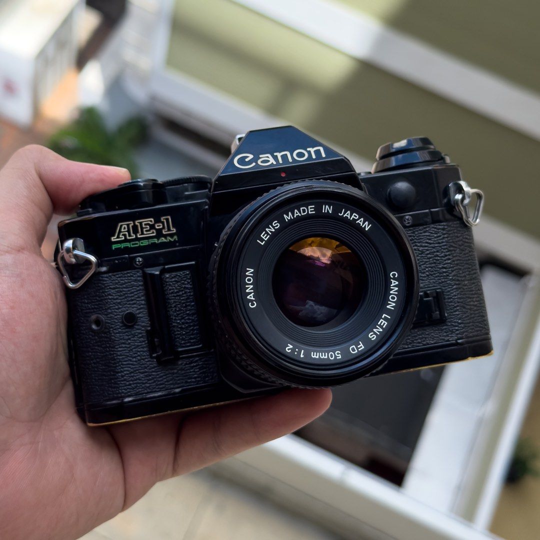 Canon AE-1 Boîtier Noir - Appareil Photo 35mm Avec Boîte, Révisé Et Testé