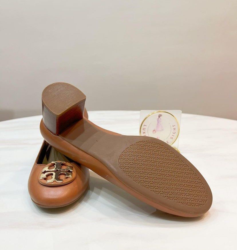 Tory Burch Chelsea Heels Luxury Sneakers Footwear on Carousell