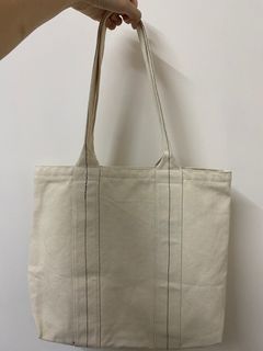 （分類：）位於 。 由 siu131 提交（商品編號 1266202100，圖片 1）。簡介： 。