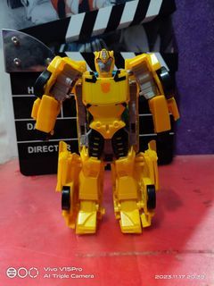 Transformers Cyberverse Energon Armor BumbleBee