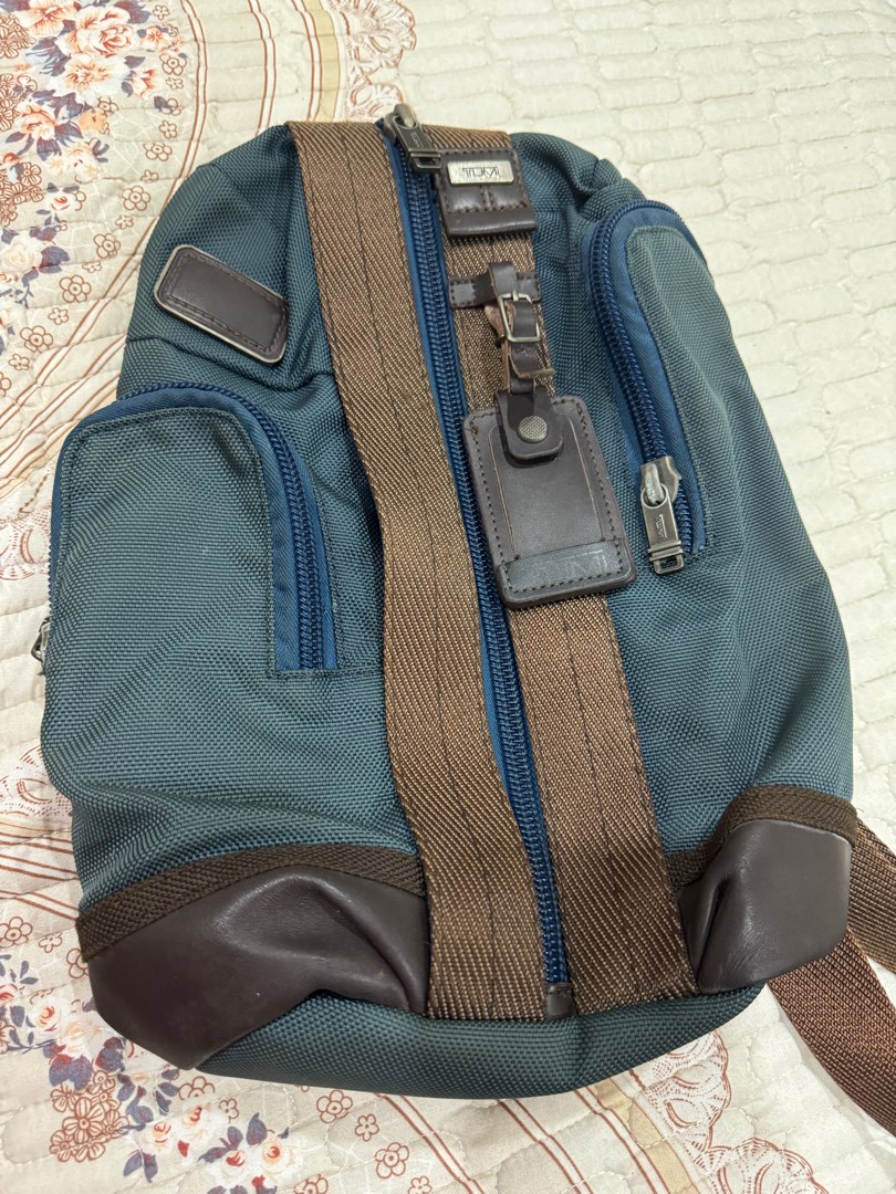Tumi sling bag original outlet