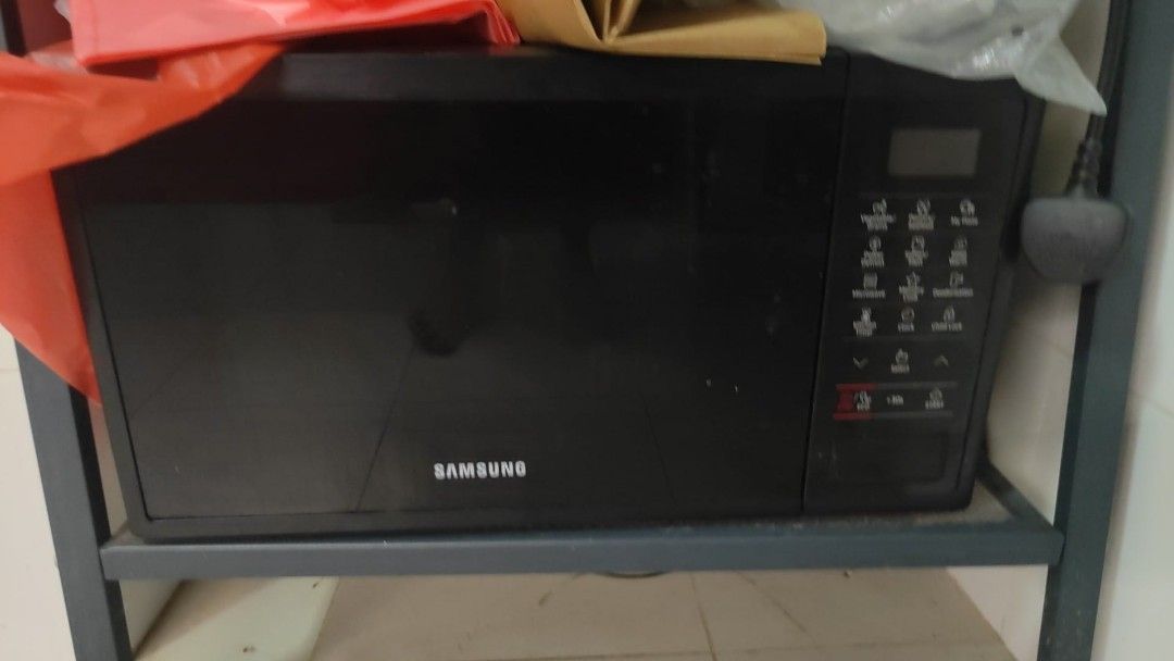 Used Furnitures and Electronic items, Furniture & Home Living