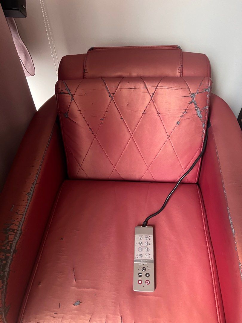 Used Osim uAngel massage chair Furniture Home Living Furniture