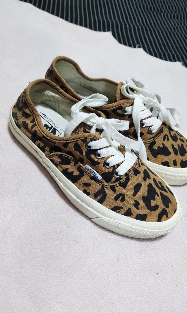 VANS AUTHENTIC STYLE 44 LEOPARD PRINT