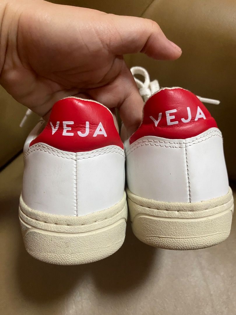Veja, Women's Fashion, Footwear, Shoe inserts on Carousell