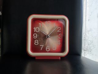 Vintage Citizen Transistor Desk Clock