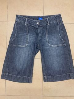 (Category: ) located in . Submitted by vte.closet (Listing ID 1266194326, Image 1). Description: .