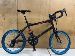 （分類：）位於 。 由 johnny_chan777 提交（商品編號 1266139734，圖片 1）。簡介： 。