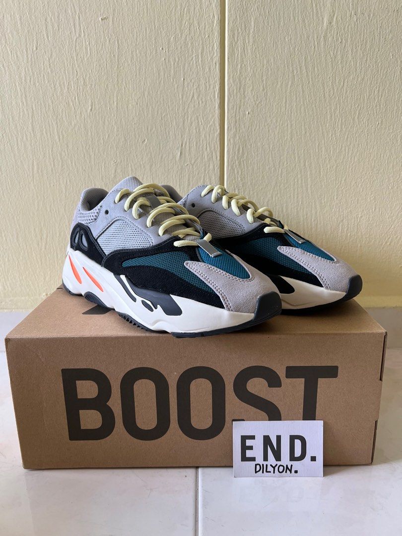 WTS Adidas Yeezy Boost 700 Wave Runner US9 Men s Fashion