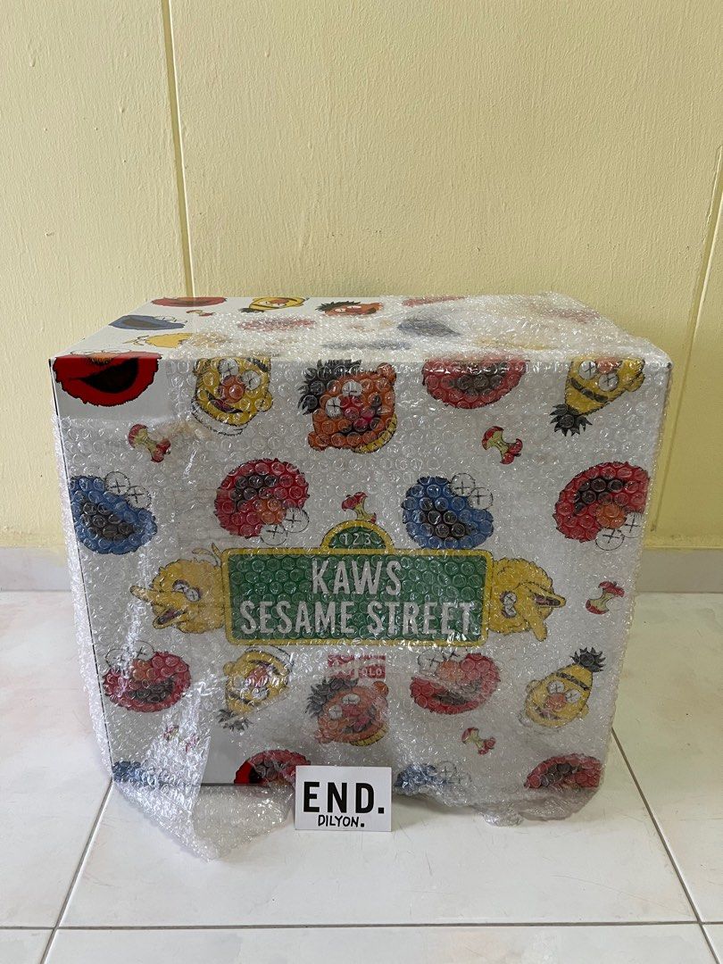WTS KAWS Sesame Street Uniqlo Plush Toy Complete Box Set