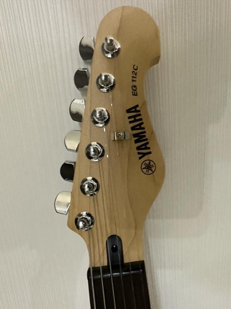 Yamaha Guitar EG112C, Hobbies & Toys, Music & Media, Musical