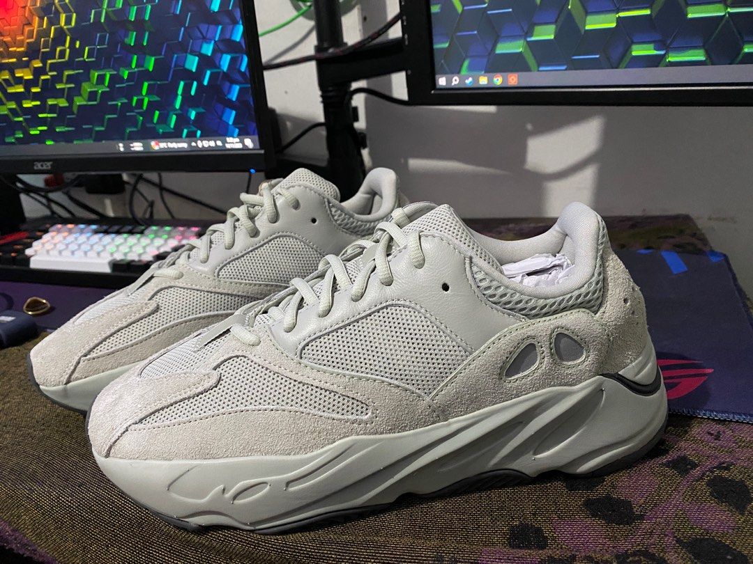 Yeezy 700 cheap v2 salt