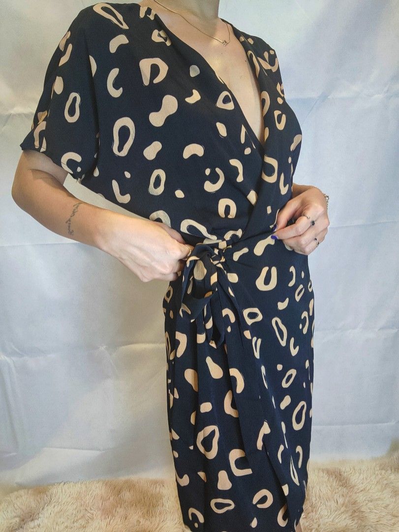 Zalora hotsell wrap dress