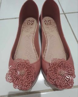 (Category: ) located in . Submitted by yourshoe (Listing ID 1266194495, Image 1). Description: .