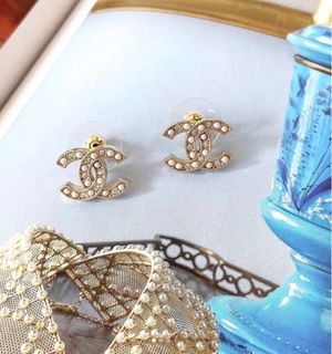 Lovisa Gold Double Row Cupchain Drop Earrings & Polishing Set in