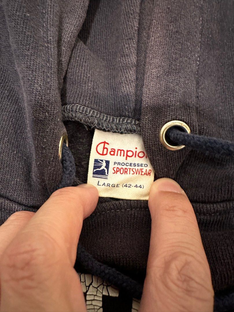 古着Vintage Champion hoodie used, 男裝, 上身及套裝, 衛衣- Carousell
