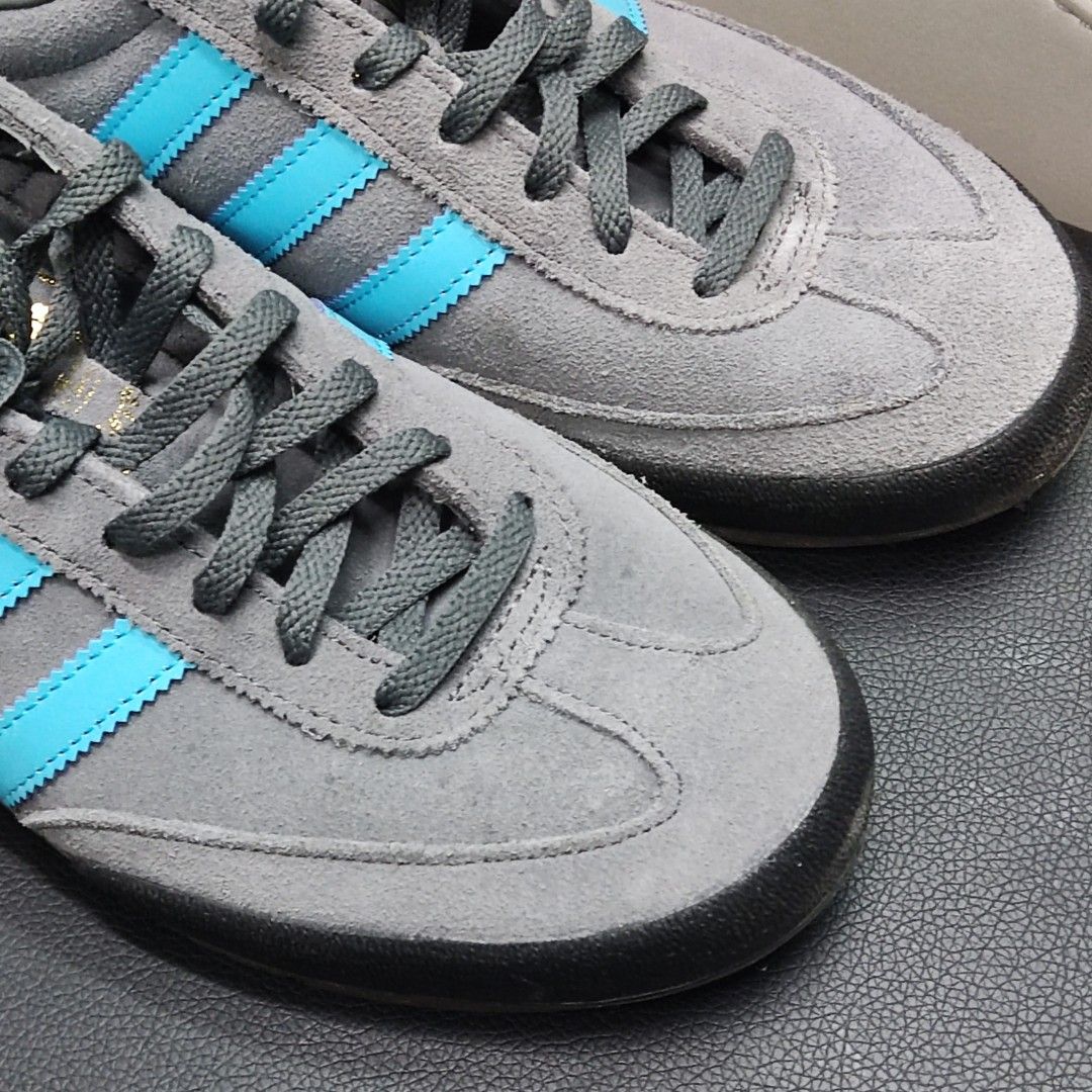 Adidas us clearance originals jeans