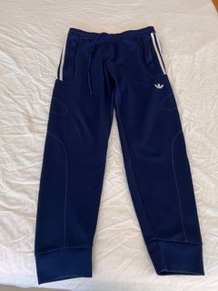 Senita Athletics Circuit Pants in Larkspur Blue, Men's Fashion, Activewear  on Carousell