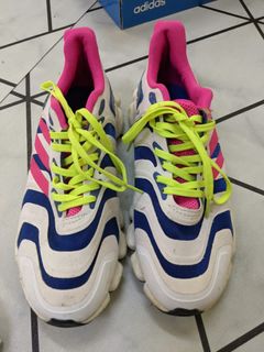 (Category: ) located in . Submitted by ayids_preloved (Listing ID 1266273802, Image 1). Description: .