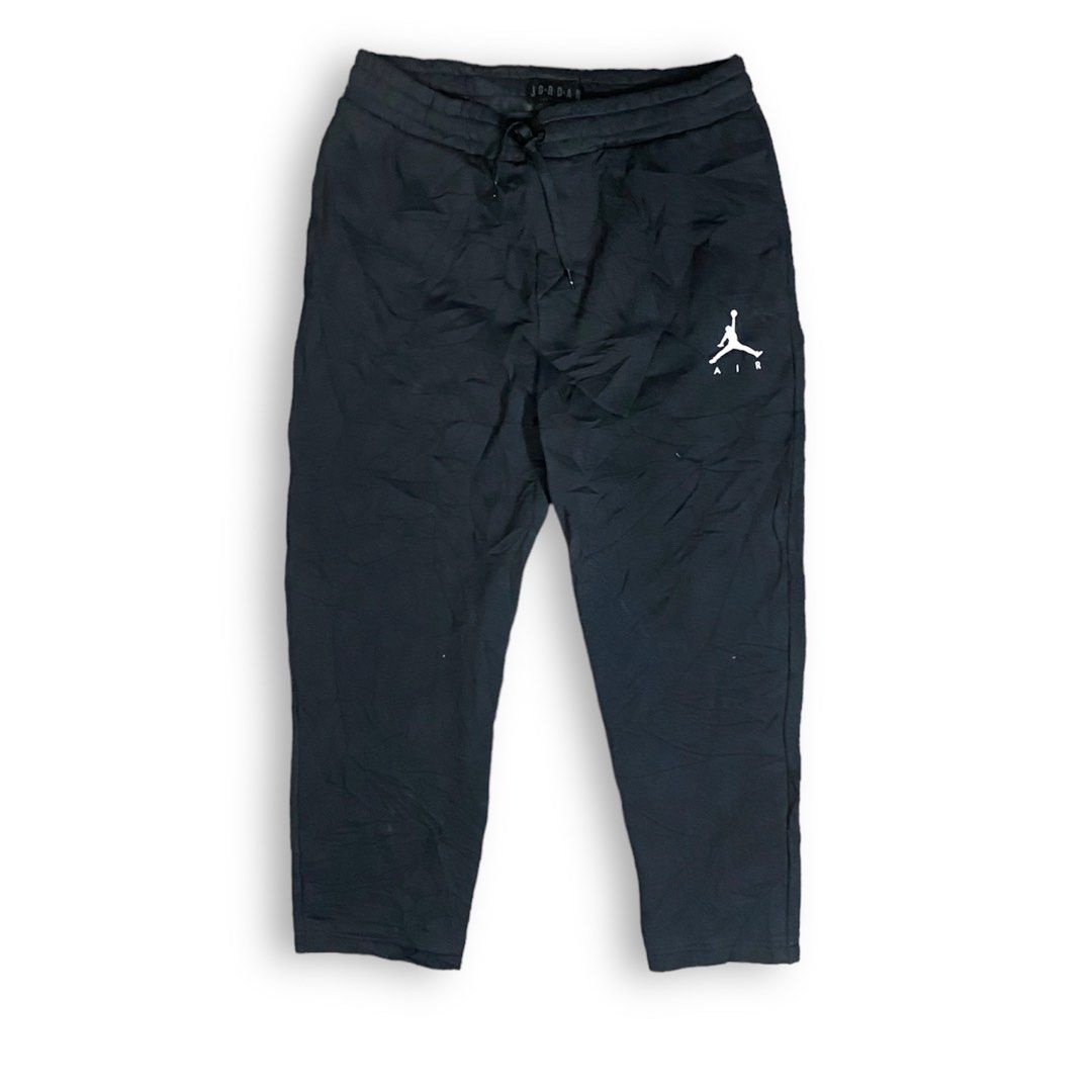 Jordan Essentials Men's Warm-Up Trousers. Nike BE