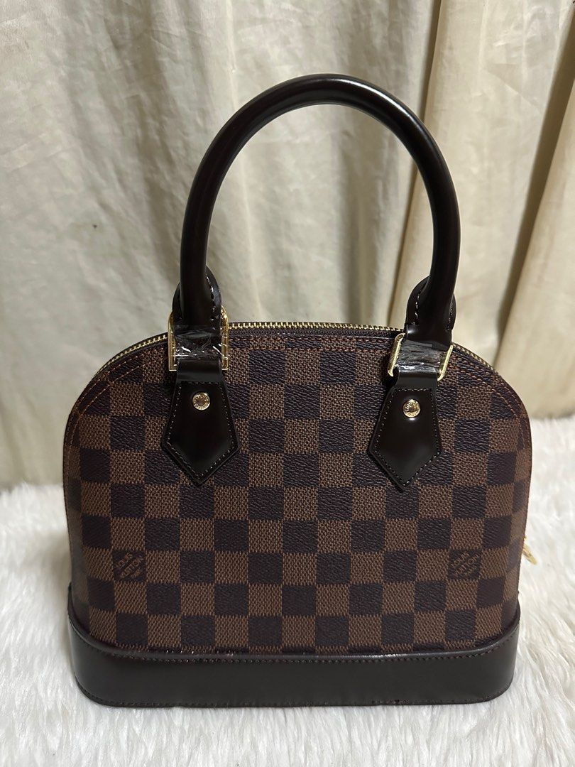 Alma bb (Category: Luxury Bags & Wallets) located in Manila. Submitted by judygracet87329 (Listing ID 1266434970, Image 1). Description: .