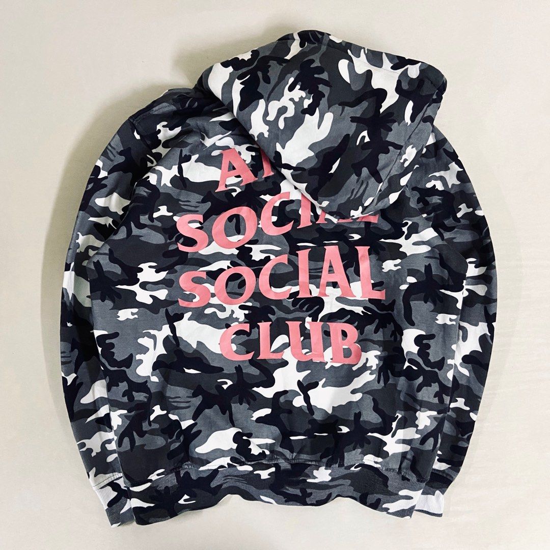 Pullover anti social social store club