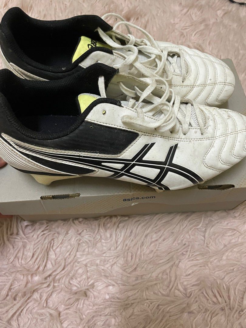 asics lethal tackle