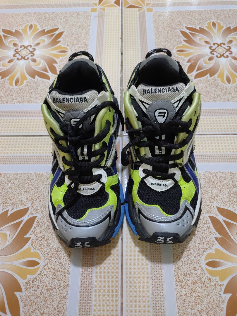 BALENCIAGA RUNNER SHOES Women s Fashion Footwear Sneakers on