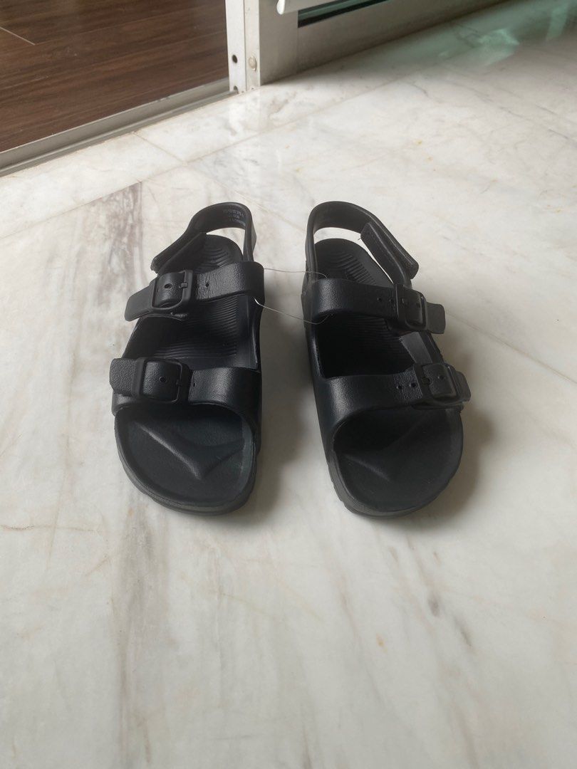 Cheap sandals hotsell size 11