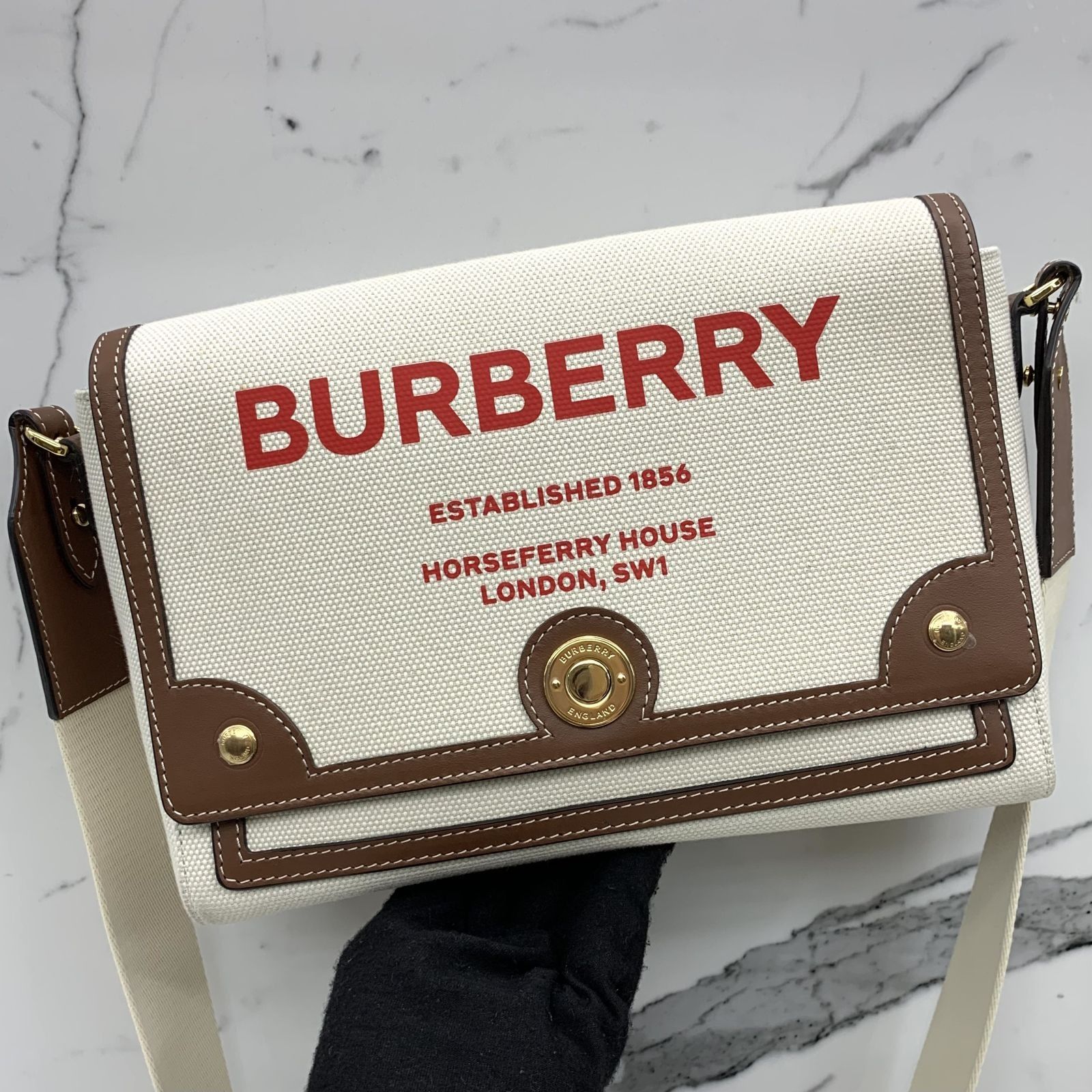 Burberry on sale horseferry bag