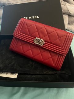Chanel boy zip coin purse, Luxury, Bags & Wallets on Carousell