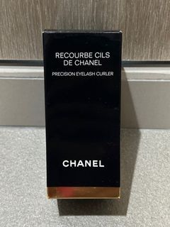 Chanel eyelash curler with pouch, Beauty & Personal Care, Face, Makeup on  Carousell