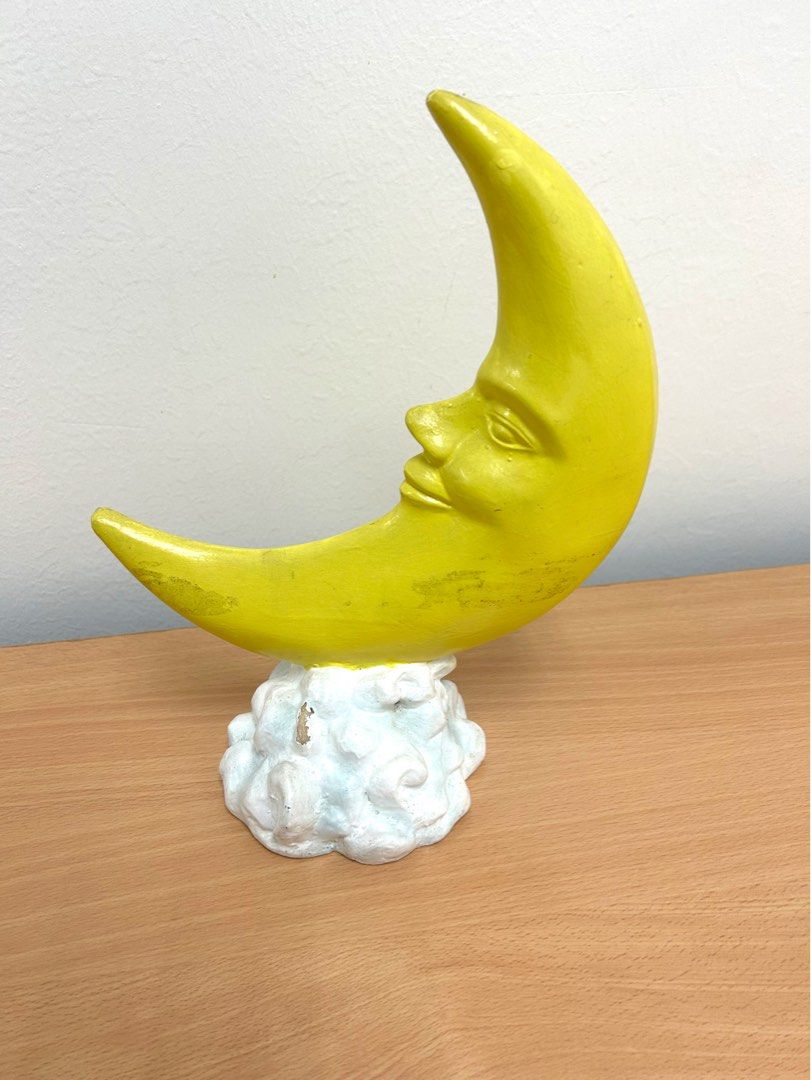 Christening Cake Topper (Category: Bakeware) located in Muntinlupa City. Submitted by grateful_heart78 (Listing ID 1266302884, Image 1). Description: actual photo attached; used on my daughters christening cake. Very nice topper along with stars and baby mini figurines .