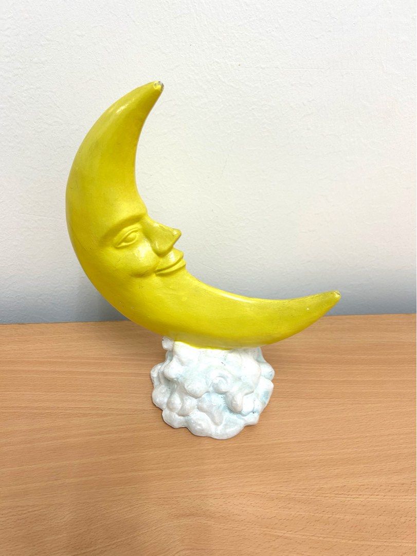 Christening Cake Topper (Category: Bakeware) located in Muntinlupa City. Submitted by grateful_heart78 (Listing ID 1266302884, Image 2). Description: actual photo attached; used on my daughters christening cake. Very nice topper along with stars and baby mini figurines .