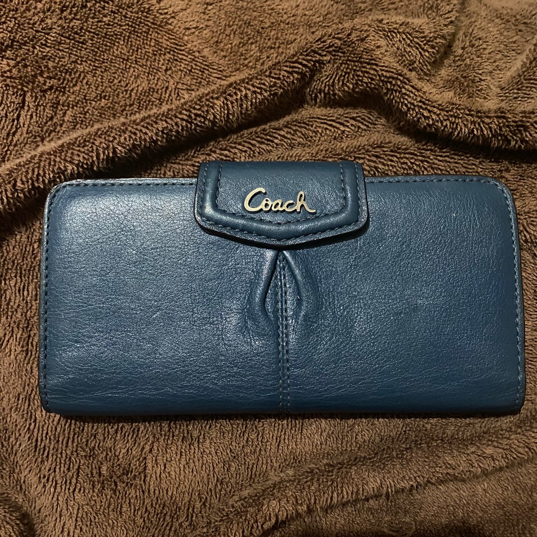 Coach peacock wallet online