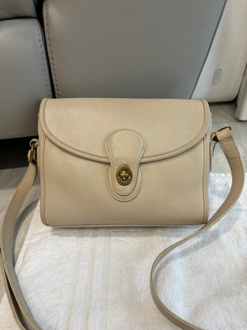 Coach vintage Devon bag Women s Fashion Bags Wallets Cross body Bags on Carousell