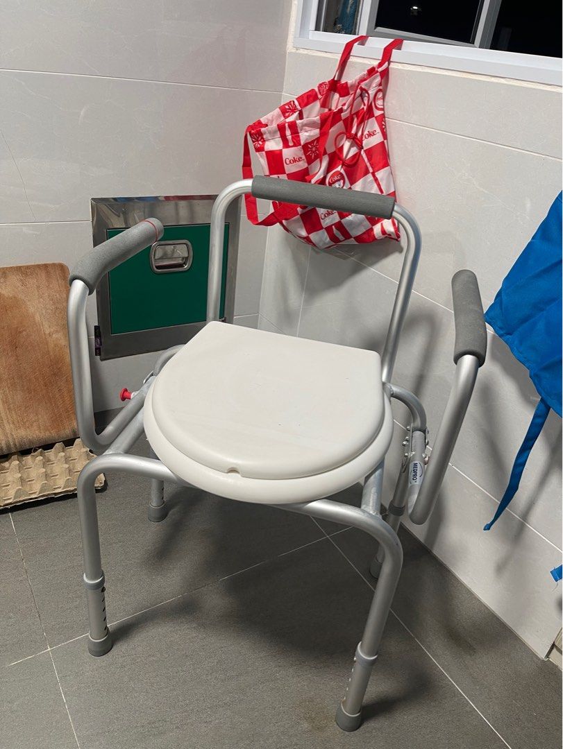 COMMOD SHOWER CHAIR, Furniture & Home Living, Furniture, Chairs on