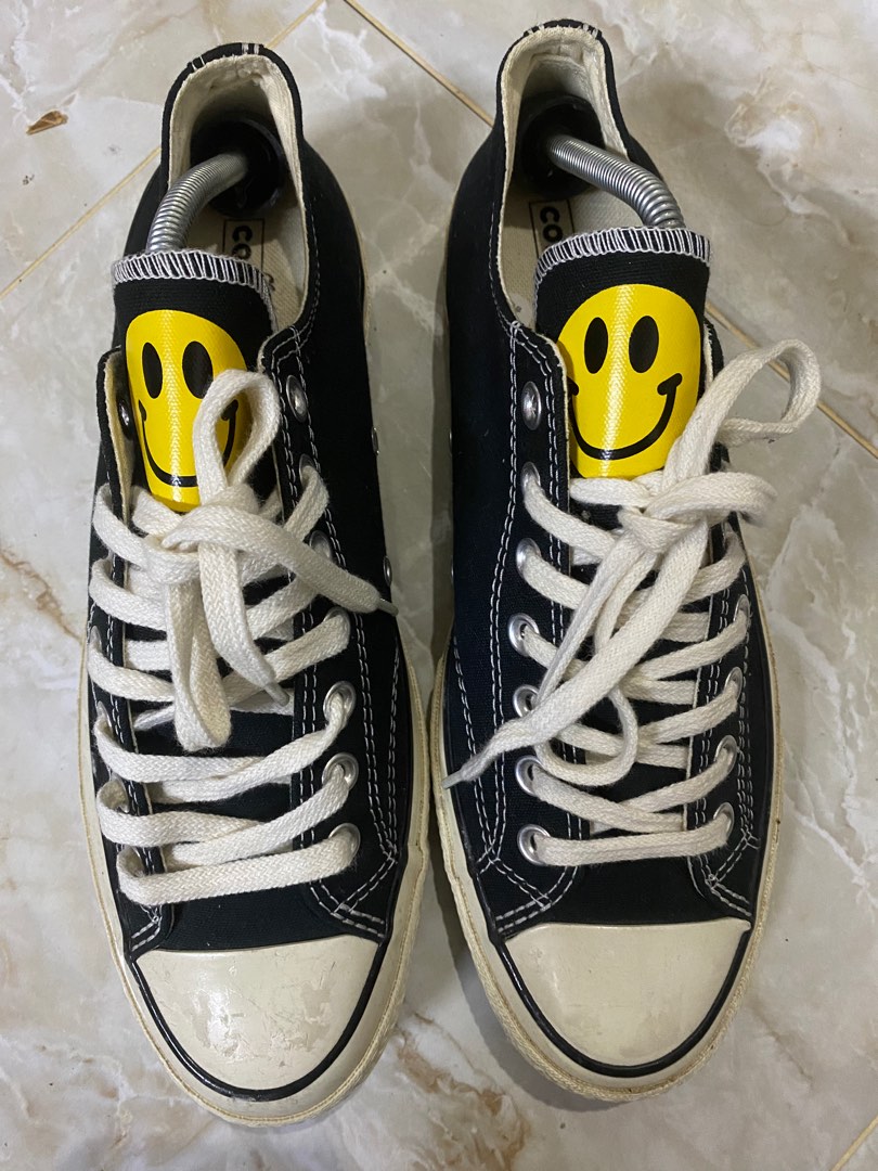 Converse smile store