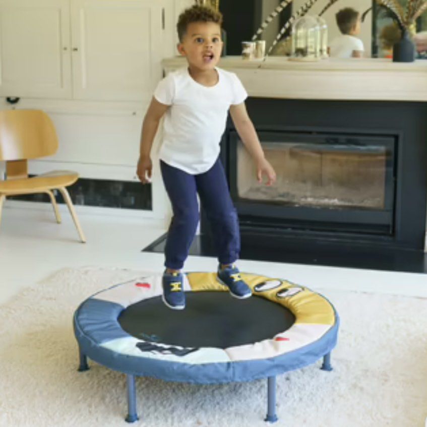 Trampoline hot sale jumping decathlon