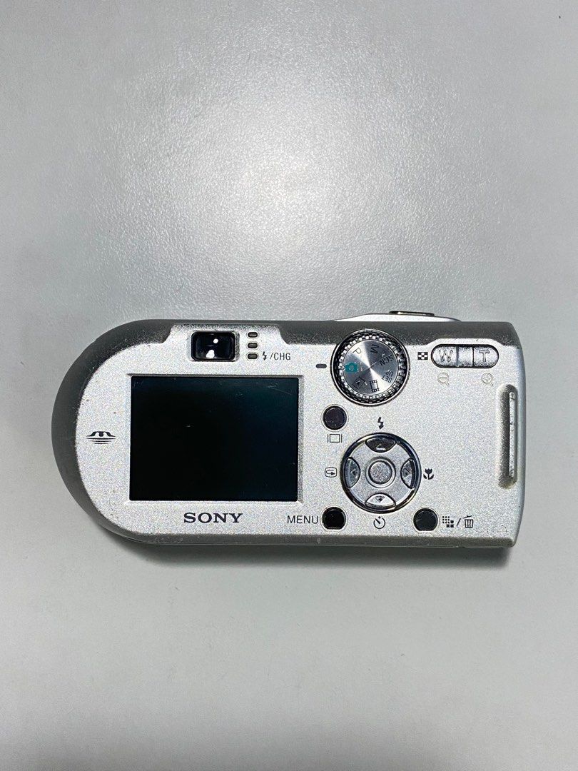 Digital Camera Sony Cybershot DSC-P150 (Category: Cameras) located in Valenzuela. Submitted by alfeopaulramos7490 (Listing ID 1266428996, Image 3). Description: Sony Cybershot DSC-P150 7.2 megapixel P4,499 +sf Inclusion: * unit / body * original sony battery * original sony memory stick * clip charger 100% all working No issue Ready to use Direct message for sure buyers only.