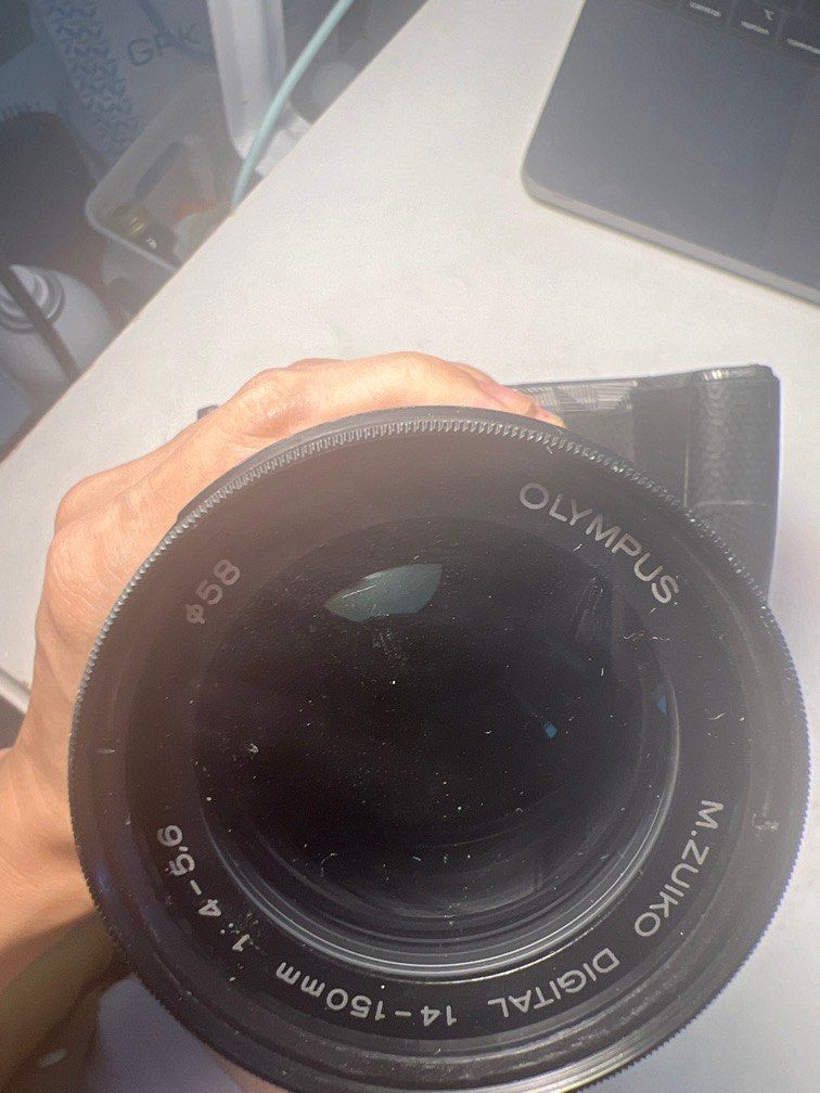 dirty lens olympus 14150, Photography, Lens & Kits on Carousell