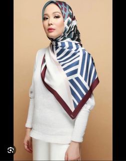 (Category: ) located in . Submitted by ezzira (Listing ID 1266310004, Image 1). Description: .