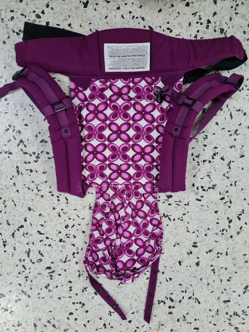 ergobaby carrier ergonomic original, Babies & Kids, Going Out, Carriers